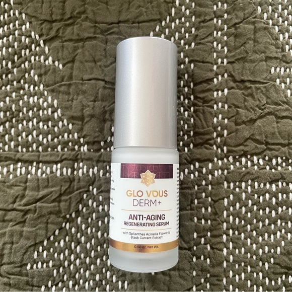 Glo Vous Anti-Aging Regenerating Serum New